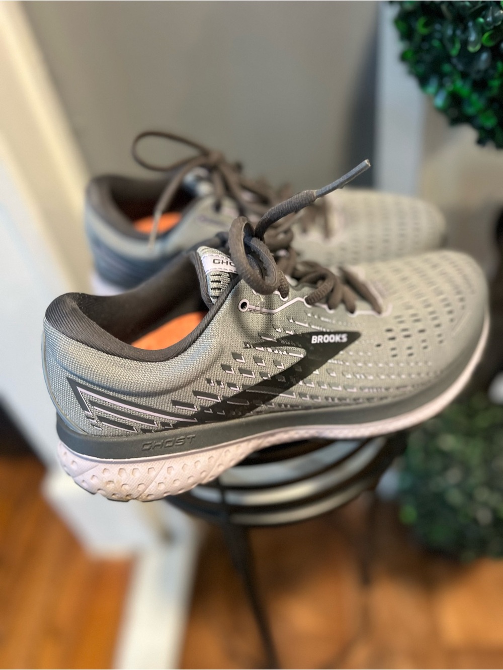 Brooks Women's Ghost Running Sneakers in Gray with Light Pink Accents - Picture 6 of 7